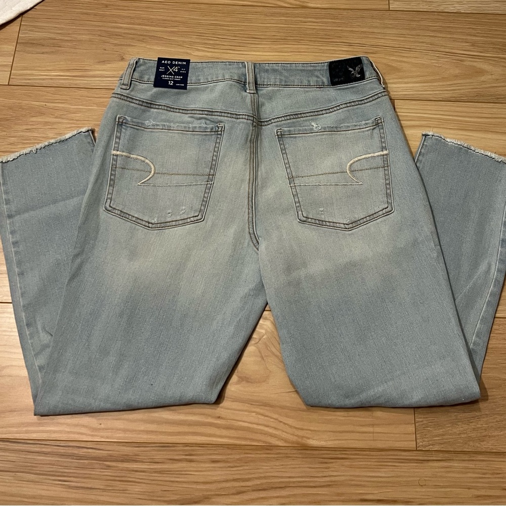 American Eagle low rise super stretch